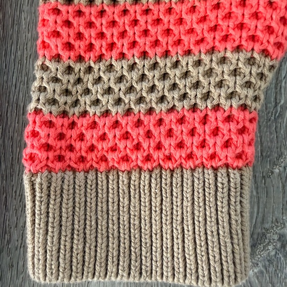 Boden classic Coral and Taupe Knit Sweater Oversized feel - Picture 7 of 9